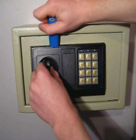 西山开保险柜锁 保险柜维修